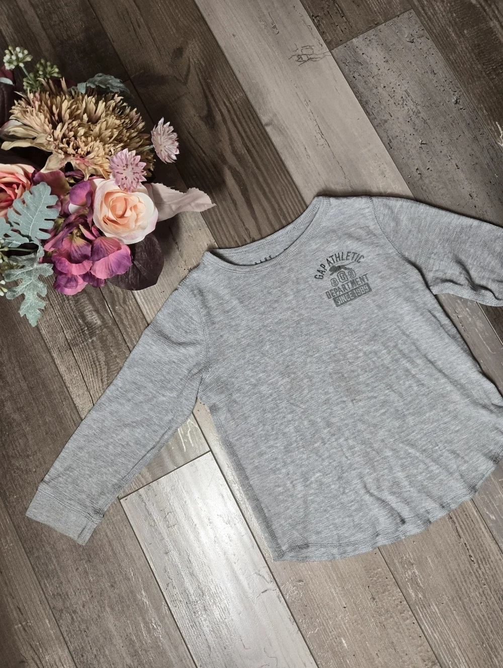 Baby Gap Gray Waffle Knit Long Sleeve Thermal Tee T-Shirt Size 4T Toddler Boy